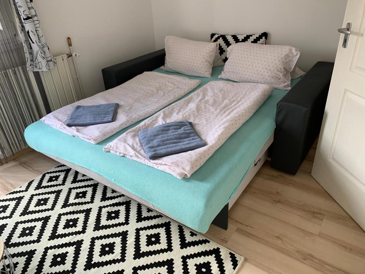 Rita Apartmanhaz Buk Luaran gambar